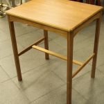 796 4390 LAMP TABLE